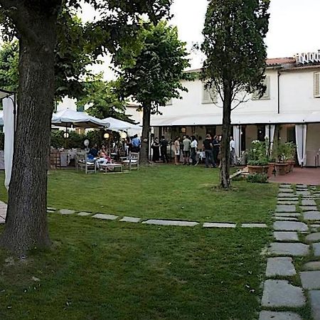La Bussola Da Gino Hotel Quarrata Eksteriør billede