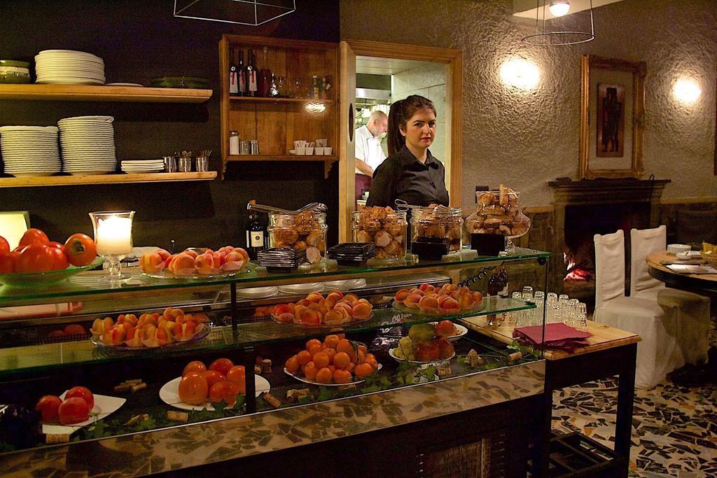 La Bussola Da Gino Hotel Quarrata Eksteriør billede